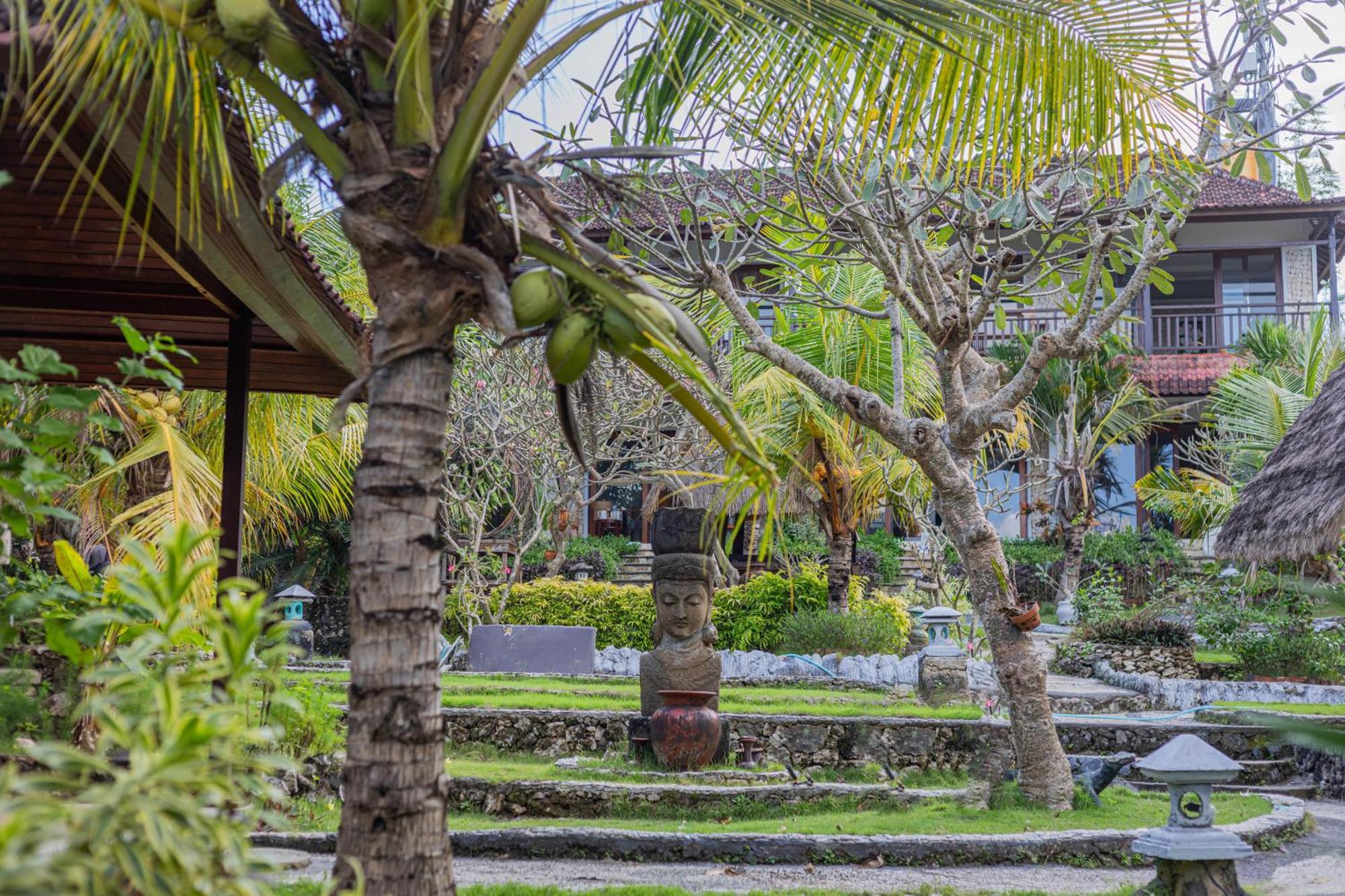 The Tanis Beach Resort Nusa Lembongan 外观 照片